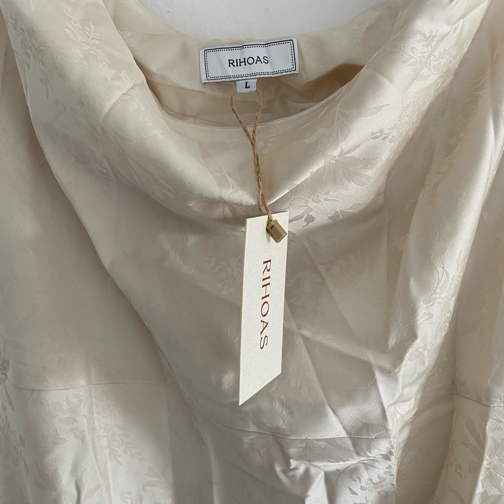 RIHOAS Cream Satin Maxi Dress - Picture 2 of 3